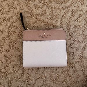Kate Spade L Zip Bifold Wallet
